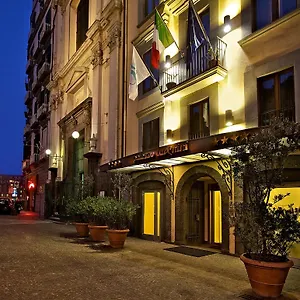 Palazzo Turchini 4* Napoli